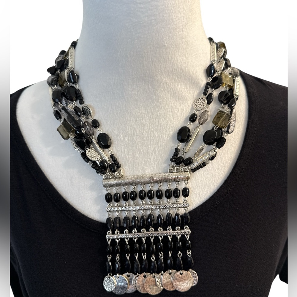 Elegant Black and Silver layered Necklace